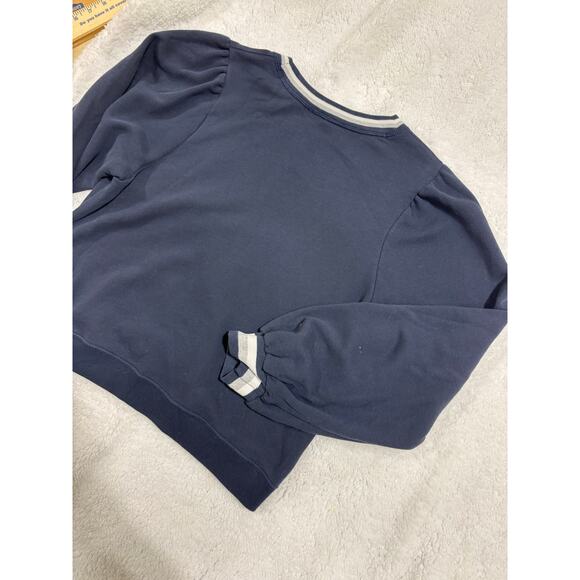 A&F Women’s Navy Crew Sweatshirt XL Puff Sleeve Cuff Stripe Trim Preppy Casual - Picture 9 of 9